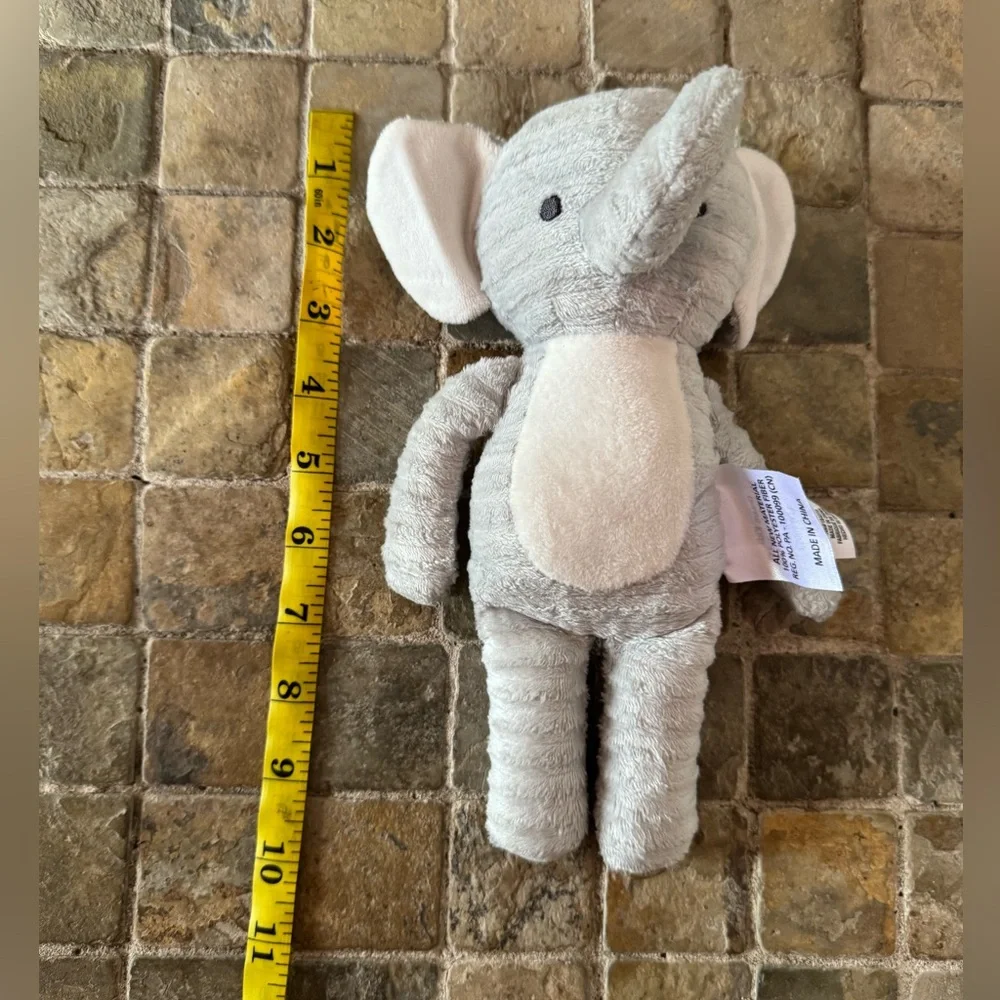 🌼. $5🌼Chick pea Gray Elephant Plush Toy
